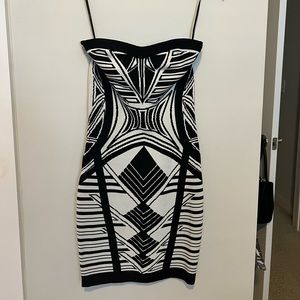 Black & white patterned mini black dress from Forever 21 in a size small